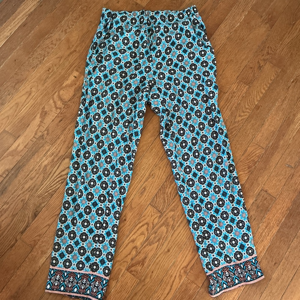 Kim Rogers Floral Blue‎ and Black Pants
